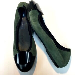 Frau Suede Round Toe Ballet Flats EU 36 Black Green Super Soft Office Work wear